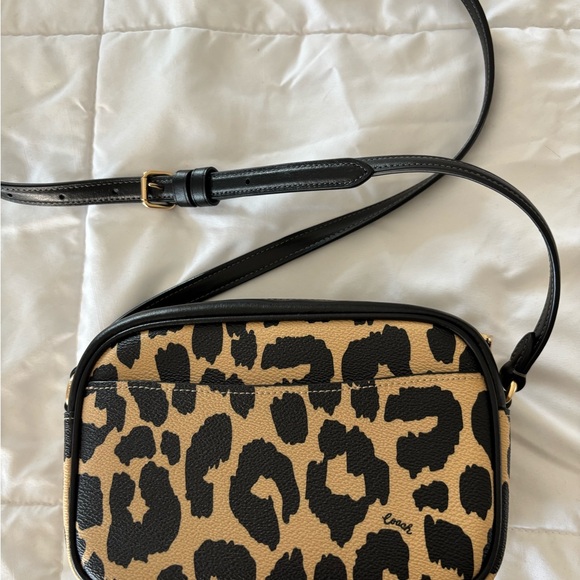 Coach mini Jamie camera bag in signature leopard print canvas - Picture 4 of 9